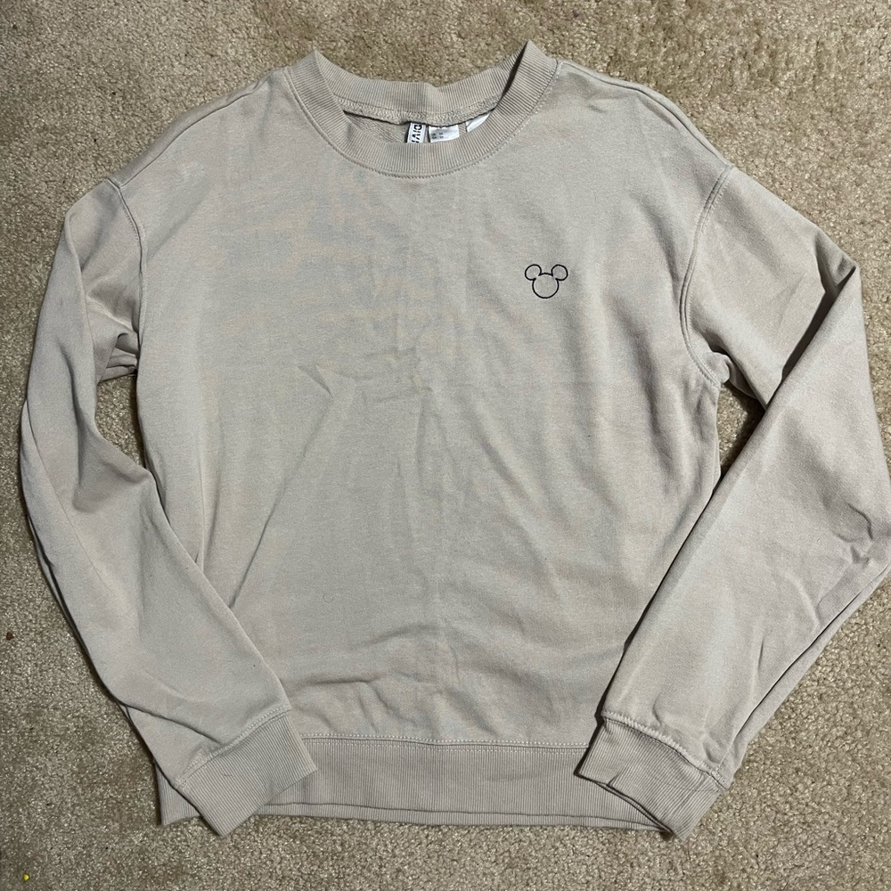 Women’s H&M Divided Disney Sweatshirt size XS with embroidered Mickey Mouse